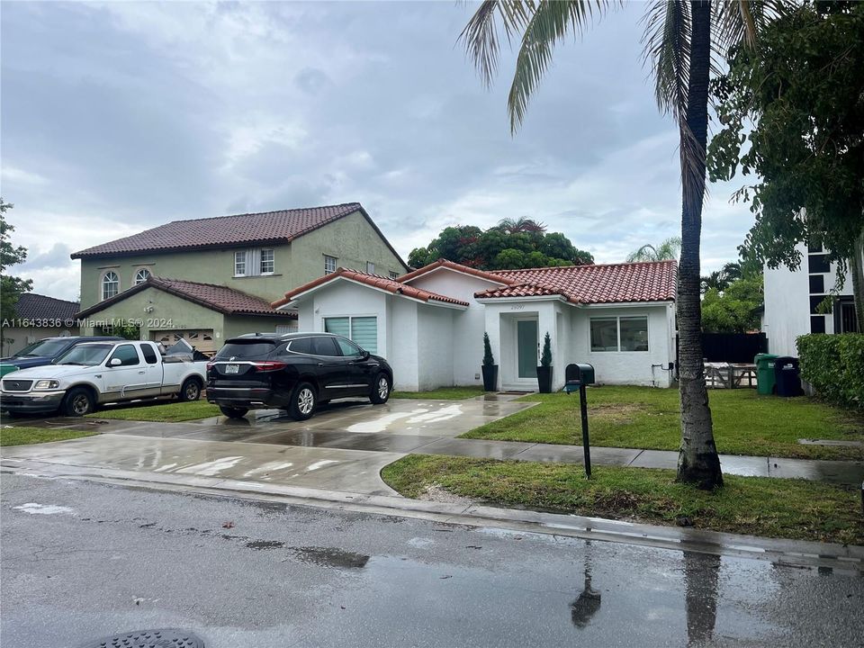 Recently Sold: $498,000 (2 beds, 2 baths, 1235 Square Feet)