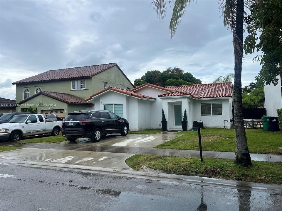 Recently Sold: $498,000 (2 beds, 2 baths, 1235 Square Feet)