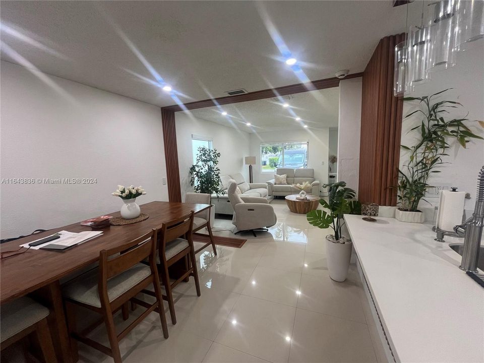 Recently Sold: $498,000 (2 beds, 2 baths, 1235 Square Feet)