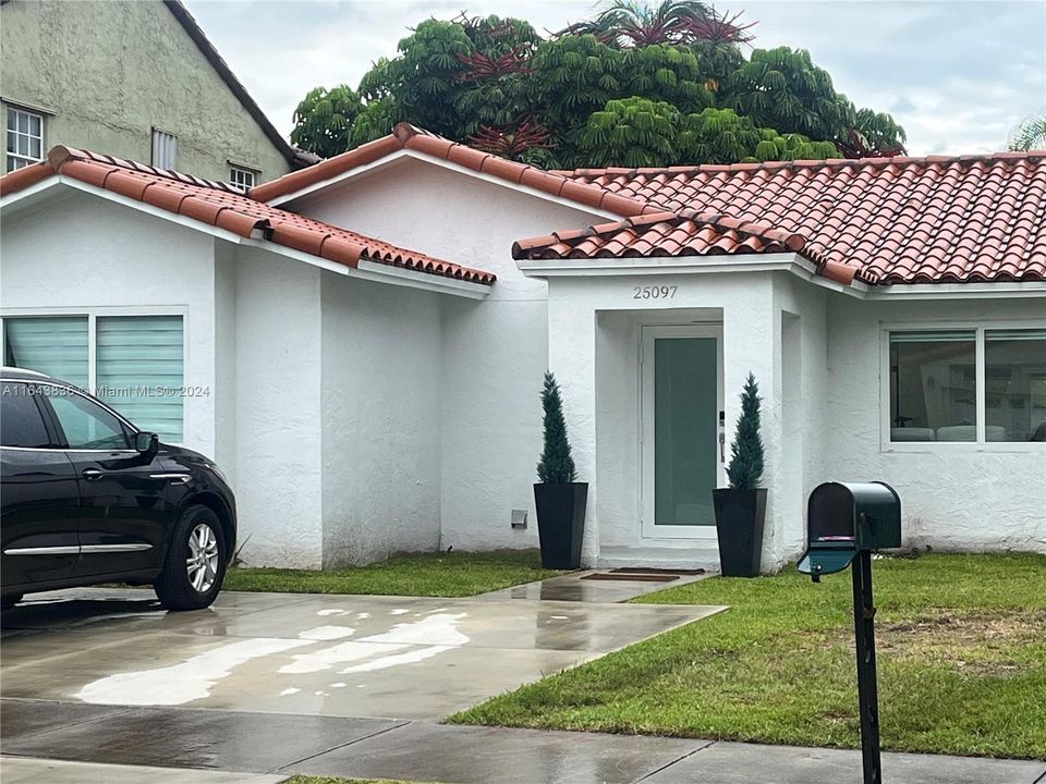 Recently Sold: $498,000 (2 beds, 2 baths, 1235 Square Feet)