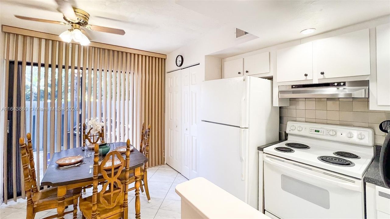 For Sale: $640,000 (2 beds, 1 baths, 1358 Square Feet)