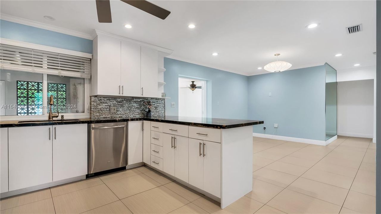 Active With Contract: $5,000 (4 beds, 2 baths, 2018 Square Feet)