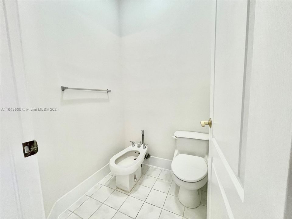 Primary Bath with separate WC