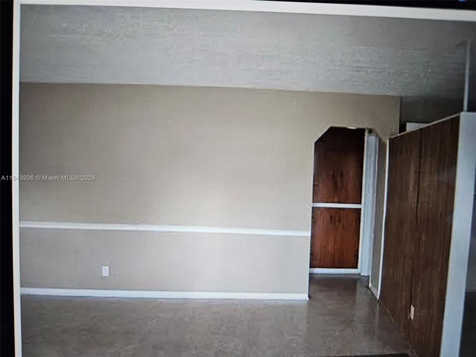 redividing wall between kitchen and living room