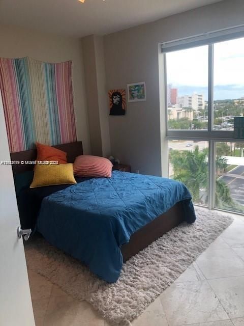 Recently Rented: $2,800 (2 beds, 2 baths, 1231 Square Feet)