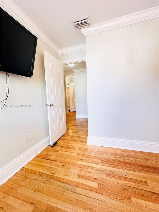 Active With Contract: $3,700 (3 beds, 2 baths, 1234 Square Feet)