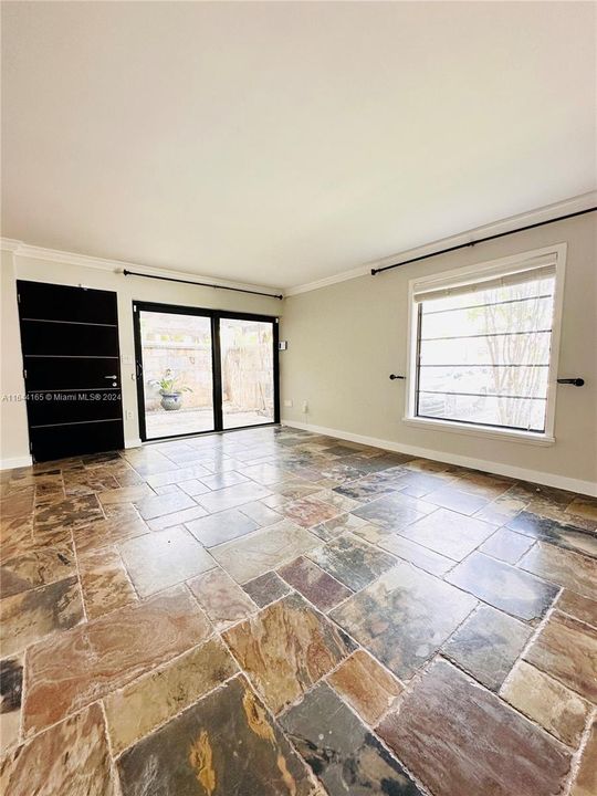 Active With Contract: $3,700 (3 beds, 2 baths, 1234 Square Feet)