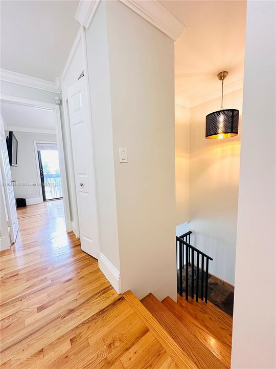 Active With Contract: $3,700 (3 beds, 2 baths, 1234 Square Feet)