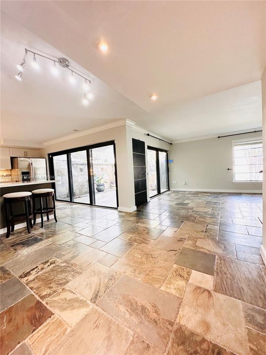 Active With Contract: $3,700 (3 beds, 2 baths, 1234 Square Feet)