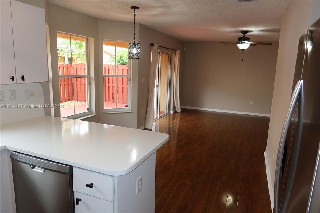 Kitchen/Dining area