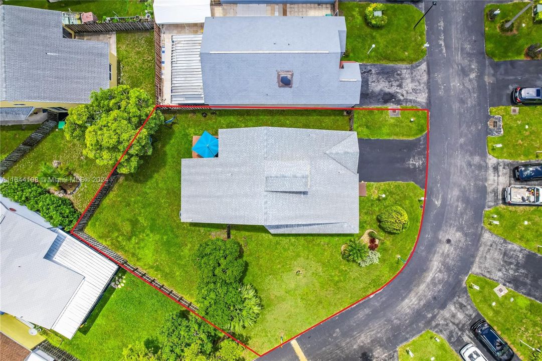 Recently Sold: $520,000 (3 beds, 2 baths, 1248 Square Feet)