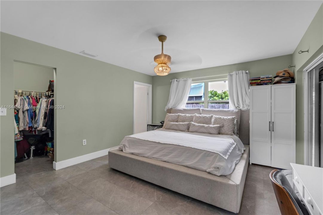 Recently Sold: $520,000 (3 beds, 2 baths, 1248 Square Feet)