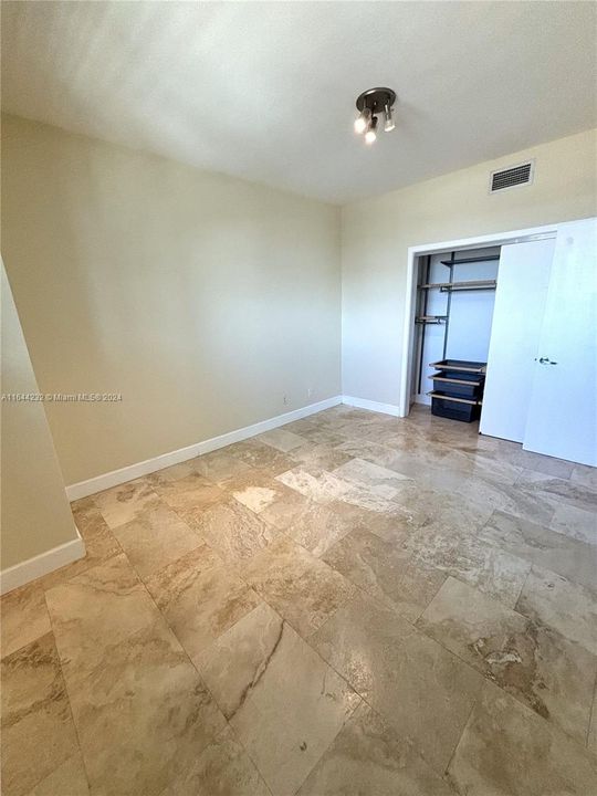 Recently Sold: $736,000 (2 beds, 2 baths, 1208 Square Feet)