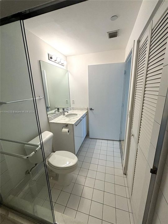 Recently Sold: $736,000 (2 beds, 2 baths, 1208 Square Feet)