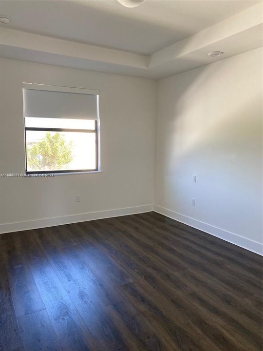 Active With Contract: $3,500 (3 beds, 2 baths, 1678 Square Feet)