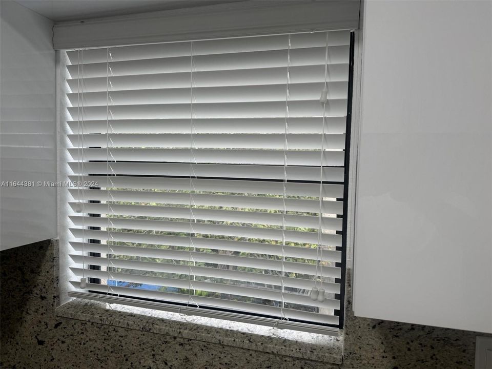 Recently Rented: $2,500 (3 beds, 2 baths, 1114 Square Feet)