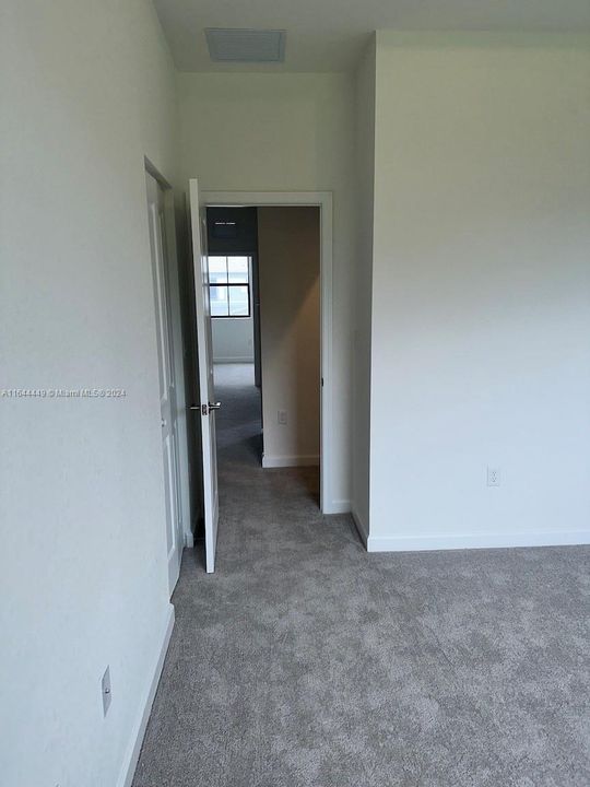 Active With Contract: $2,500 (3 beds, 2 baths, 1414 Square Feet)