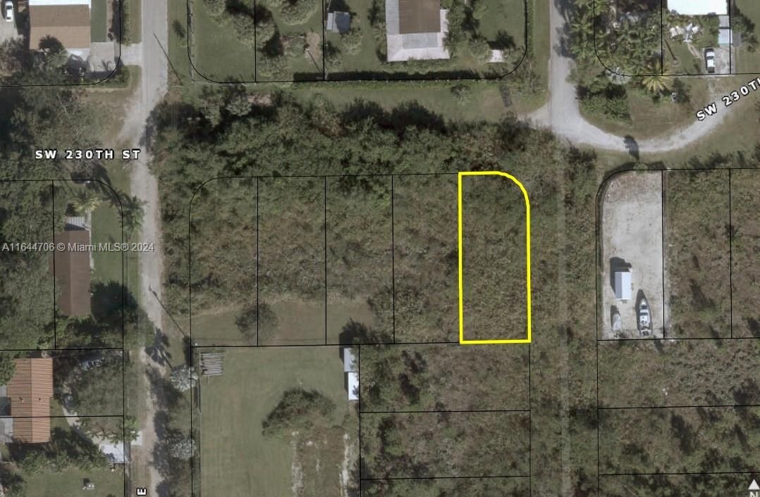 For Sale: $174,600 (0.15 acres)