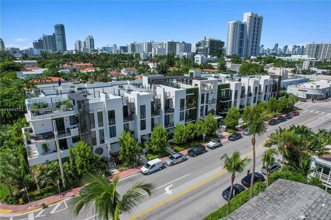 Close to The Beach, Flamingo Park, Lincoln Road, Sundet Harbour & South of fifth