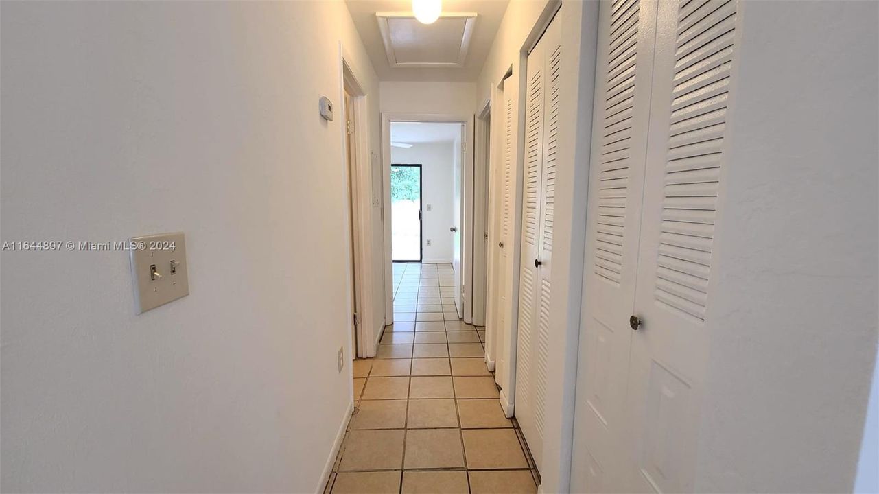 For Rent: $1,150 (2 beds, 1 baths, 0 Square Feet)