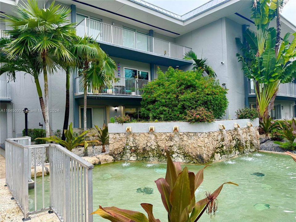 Recently Rented: $2,800 (3 beds, 2 baths, 1271 Square Feet)