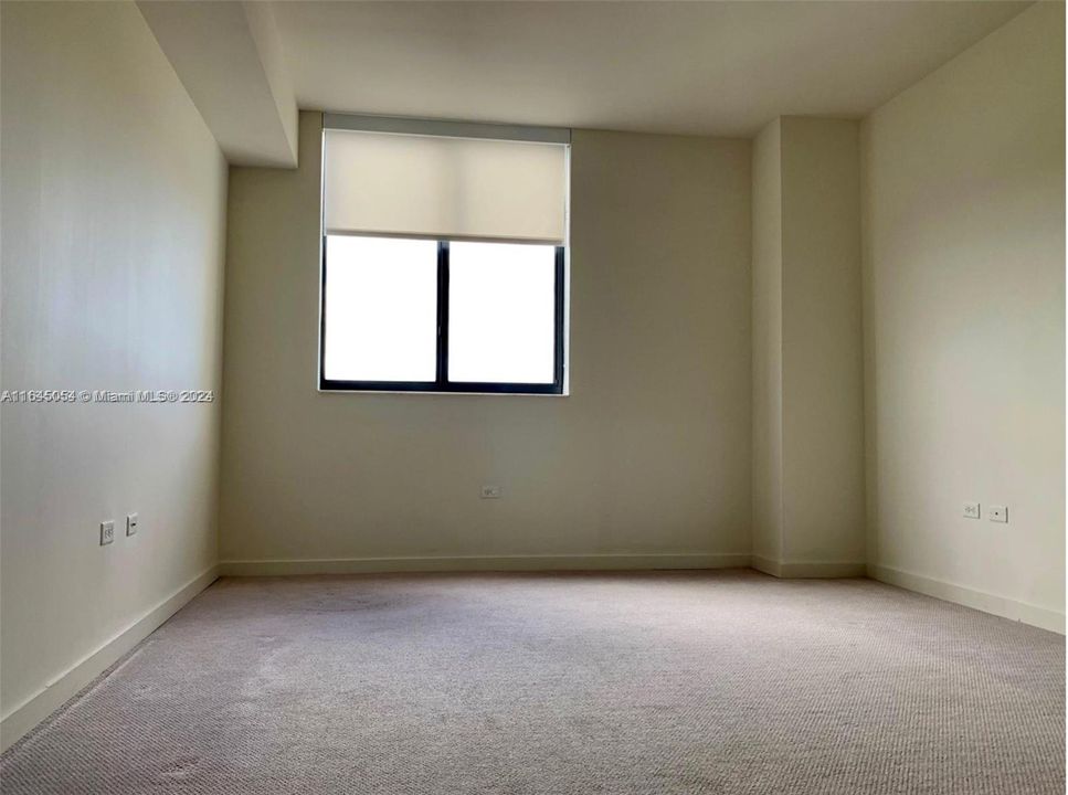 For Rent: $4,400 (2 beds, 2 baths, 1373 Square Feet)