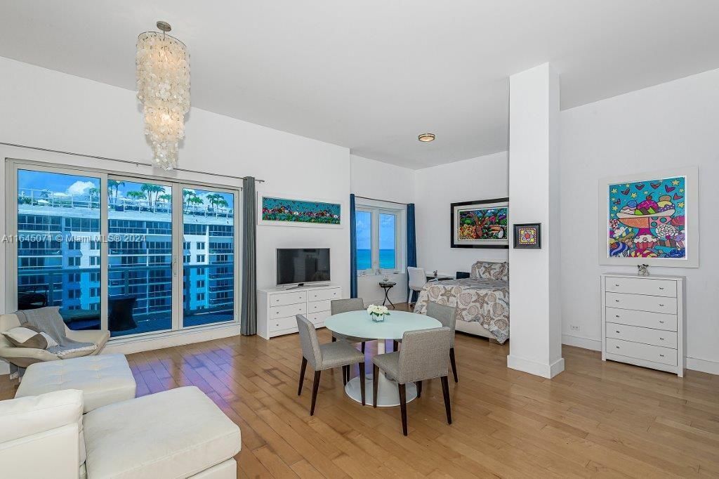 Active With Contract: $1,400,000 (1 beds, 1 baths, 840 Square Feet)