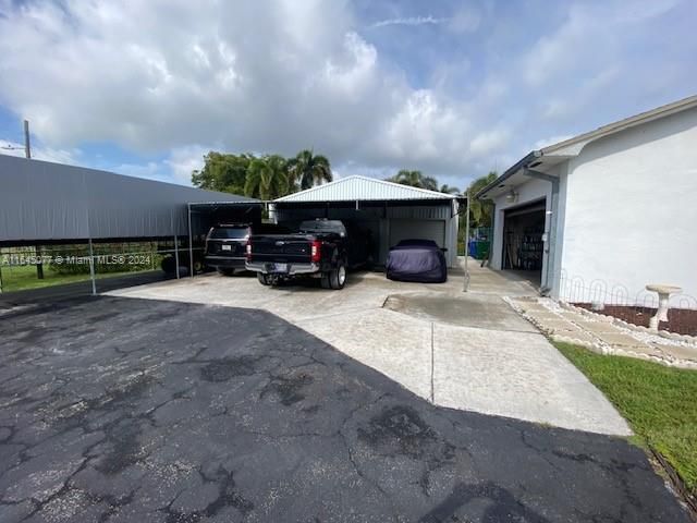 For Sale: $1,400,000 (3 beds, 2 baths, 2382 Square Feet)