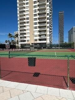 Recently Rented: $1,800 (1 beds, 1 baths, 545 Square Feet)