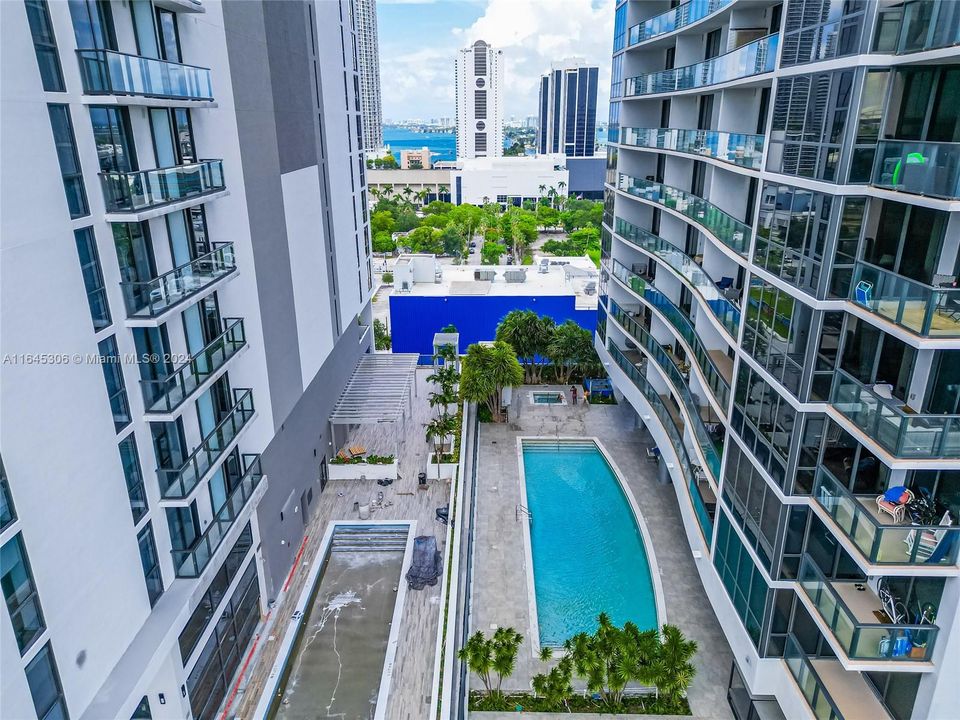 Recently Rented: $2,800 (1 beds, 1 baths, 754 Square Feet)