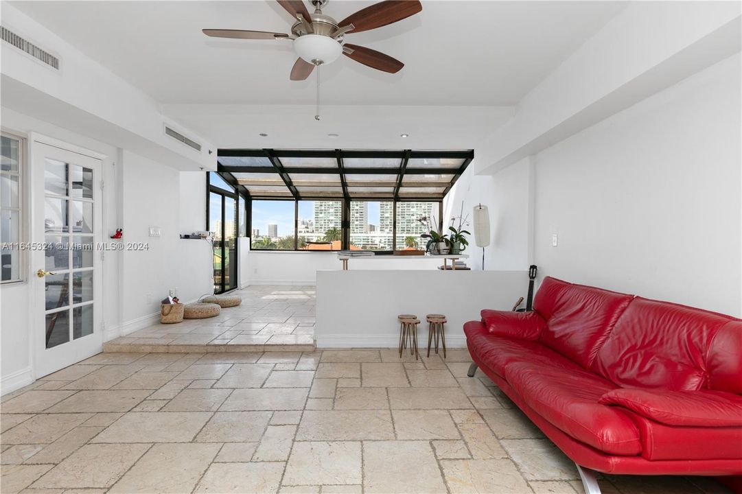 Active With Contract: $855,000 (3 beds, 2 baths, 2500 Square Feet)