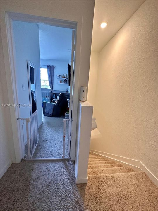 For Rent: $2,500 (2 beds, 2 baths, 1208 Square Feet)