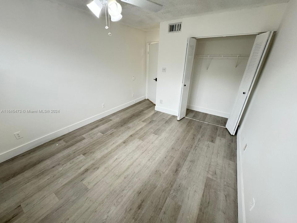 For Rent: $2,250 (2 beds, 2 baths, 1114 Square Feet)