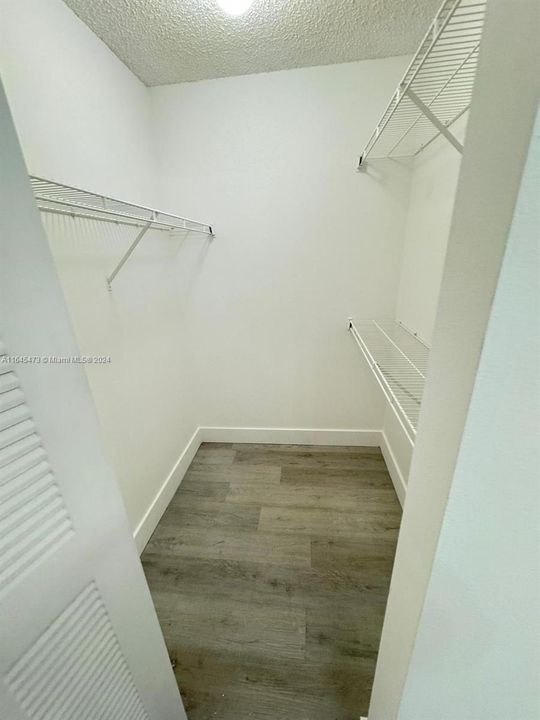 For Rent: $2,250 (2 beds, 2 baths, 1114 Square Feet)