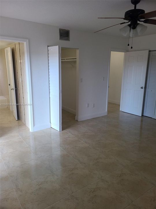 Recently Rented: $2,650 (3 beds, 2 baths, 1558 Square Feet)