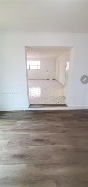 Recently Rented: $3,500 (3 beds, 1 baths, 1095 Square Feet)