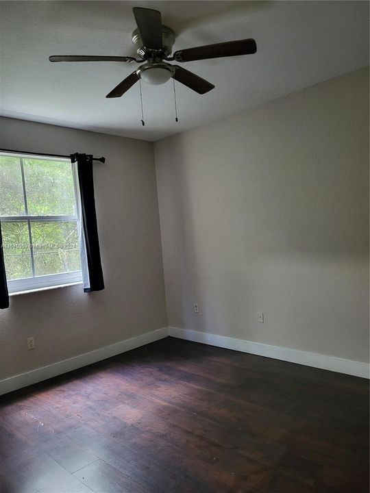 For Rent: $2,200 (3 beds, 2 baths, 1166 Square Feet)