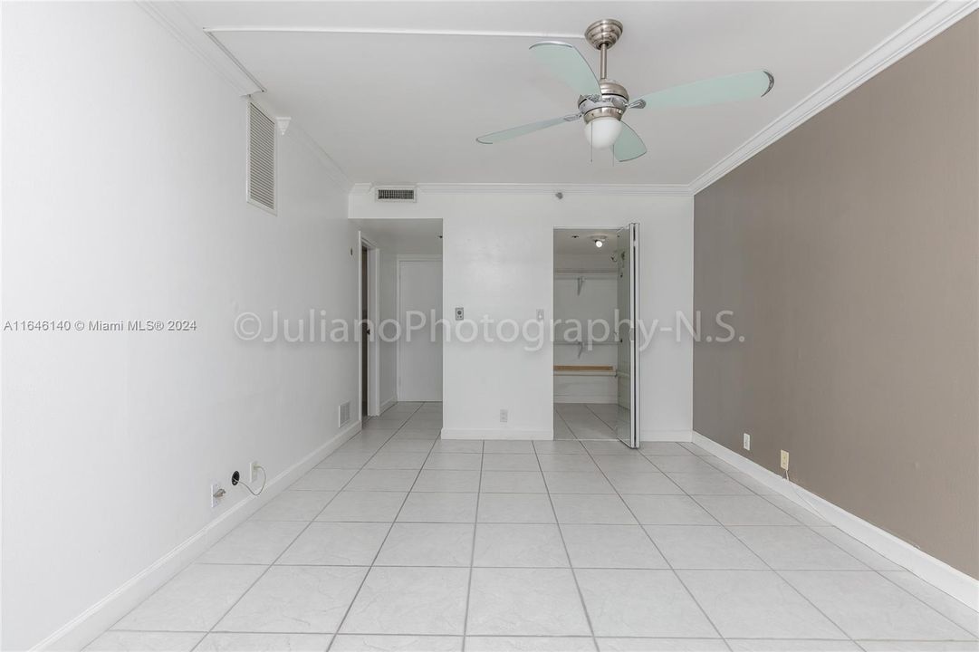 En Venta: $445,000 (2 camas, 2 baños, 1030 Pies cuadrados)