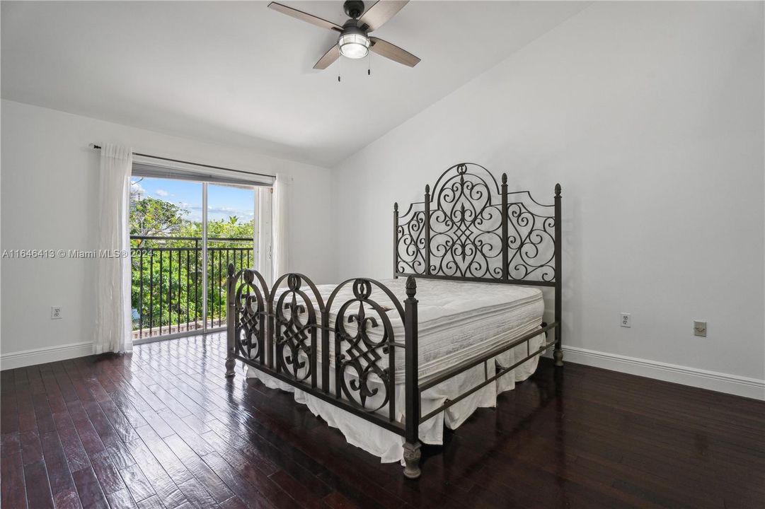 Active With Contract: $5,500 (3 beds, 2 baths, 1760 Square Feet)