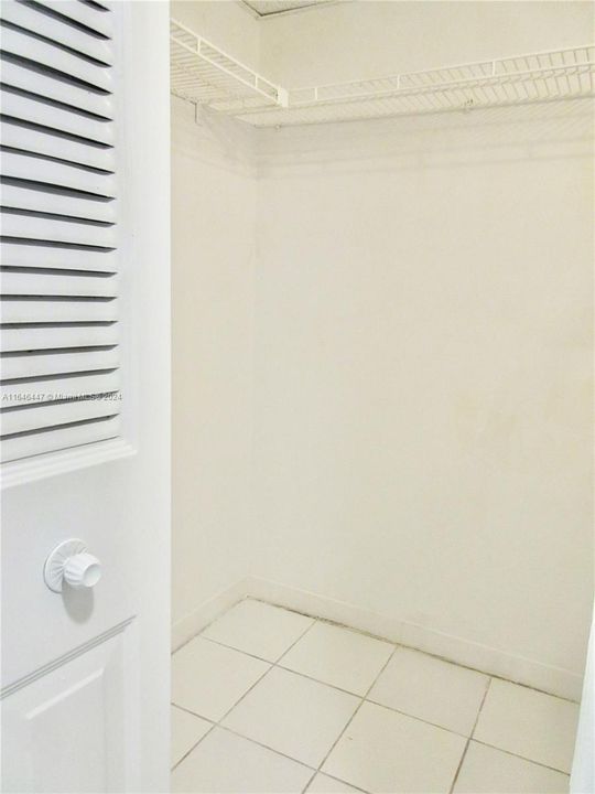 Activo con contrato: $185,000 (2 camas, 2 baños, 986 Pies cuadrados)