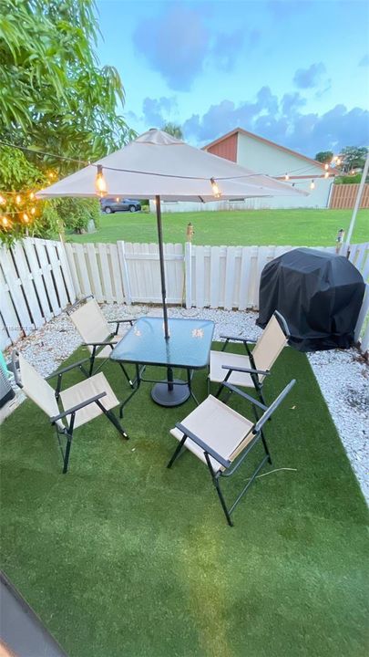 最近租的: $2,999 (3 贝兹, 2 浴室, 1484 平方英尺)