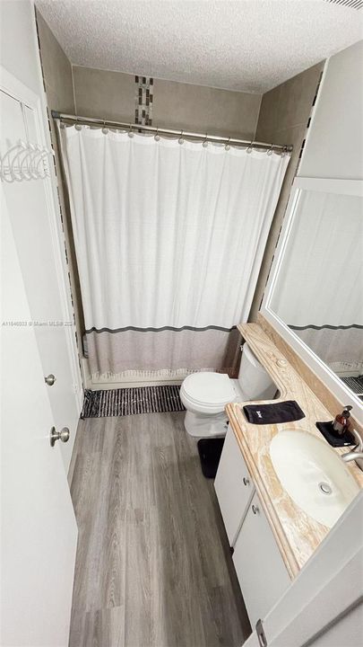 最近租的: $2,999 (3 贝兹, 2 浴室, 1484 平方英尺)