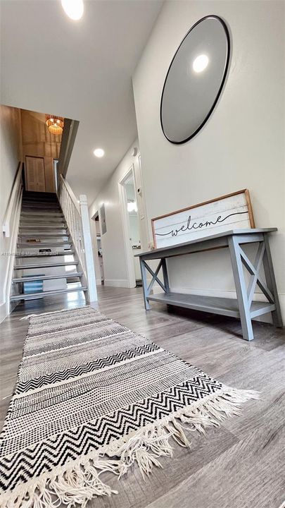 最近租的: $2,999 (3 贝兹, 2 浴室, 1484 平方英尺)