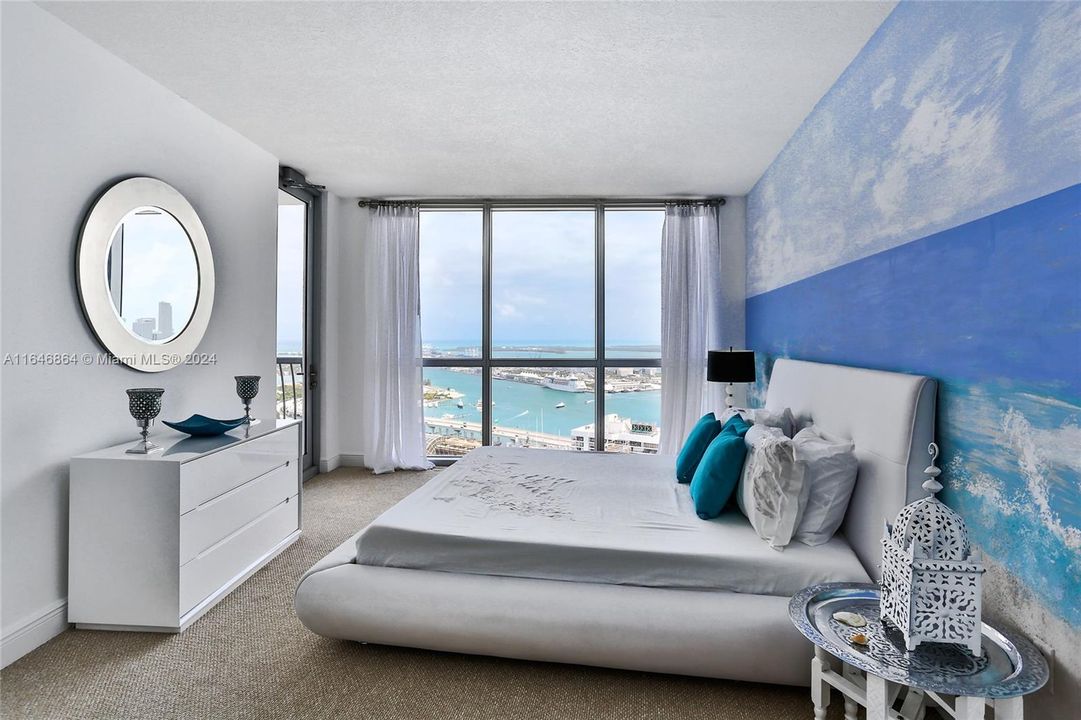 Recently Rented: $3,900 (2 beds, 2 baths, 1048 Square Feet)