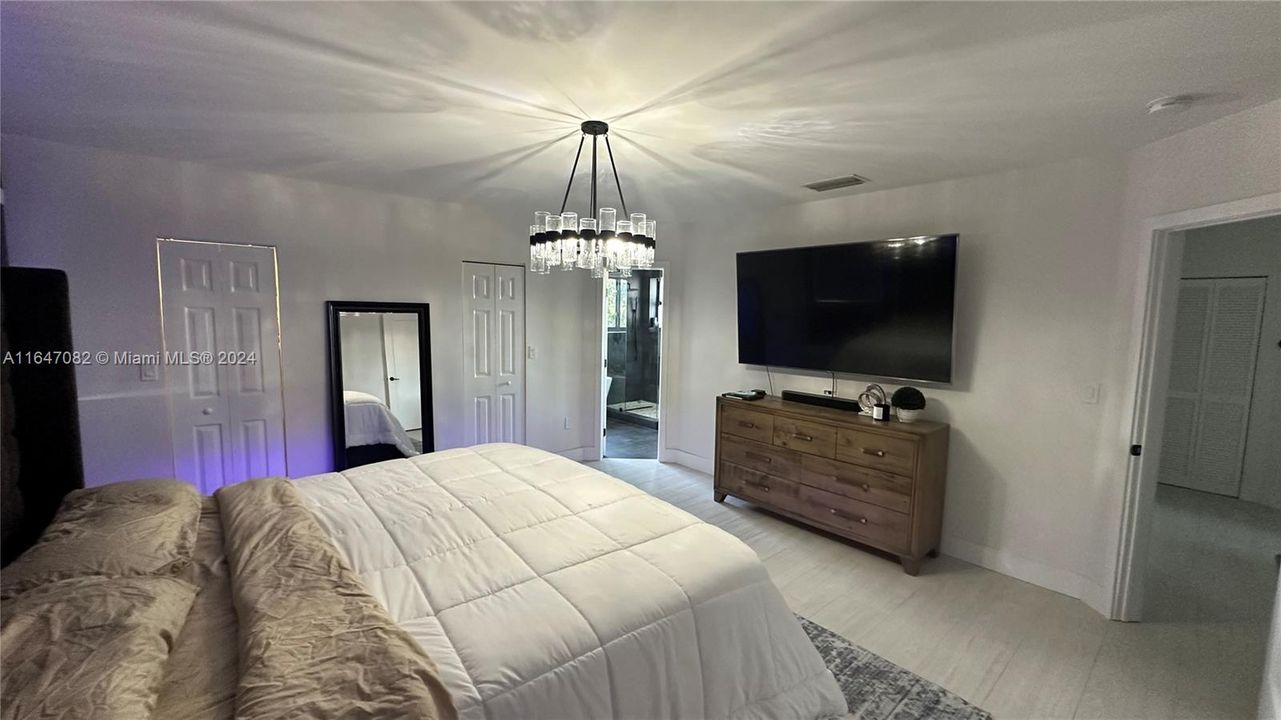 最近租的: $6,000 (4 贝兹, 3 浴室, 2376 平方英尺)