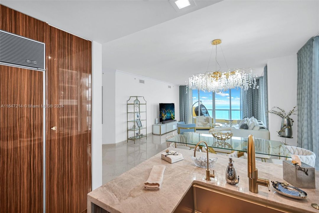 For Sale: $4,399,000 (4 beds, 4 baths, 2736 Square Feet)