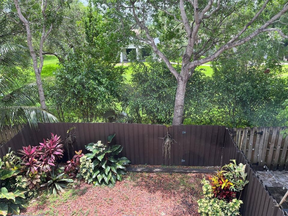 Recently Rented: $3,250 (3 beds, 2 baths, 1475 Square Feet)