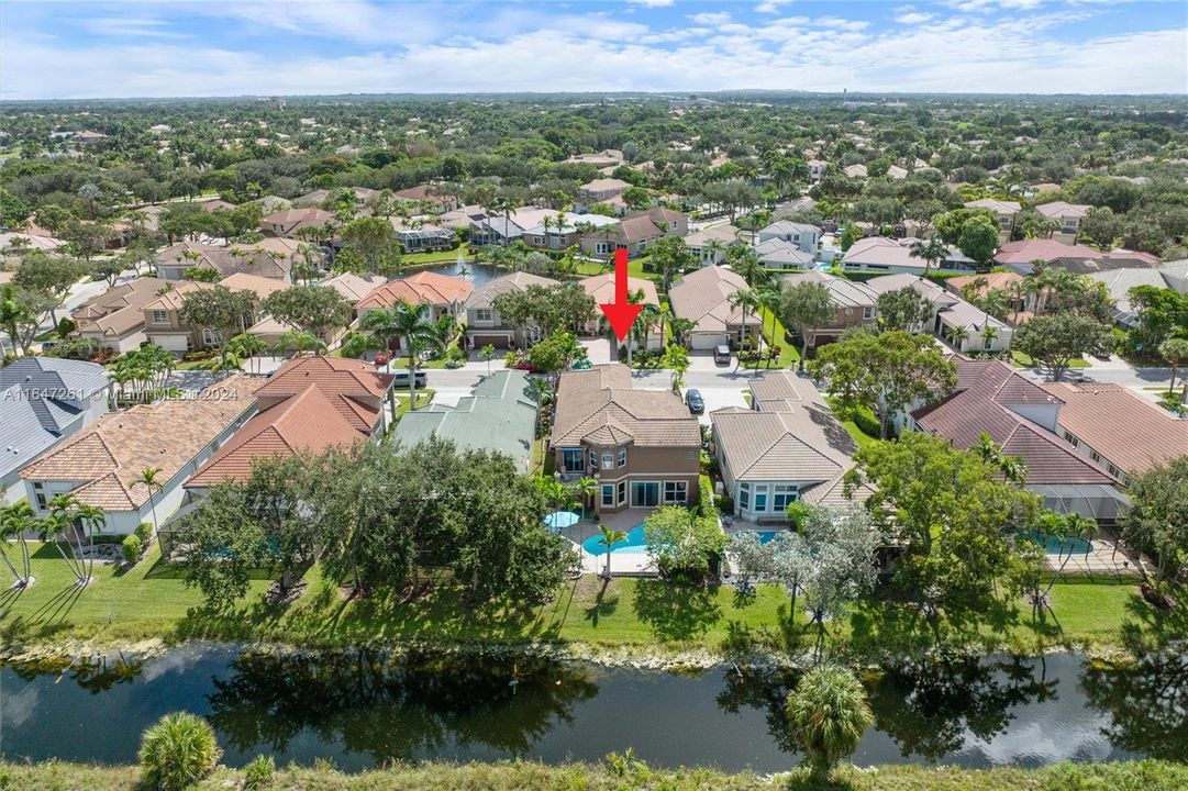 Active With Contract: $915,000 (5 beds, 3 baths, 3381 Square Feet)