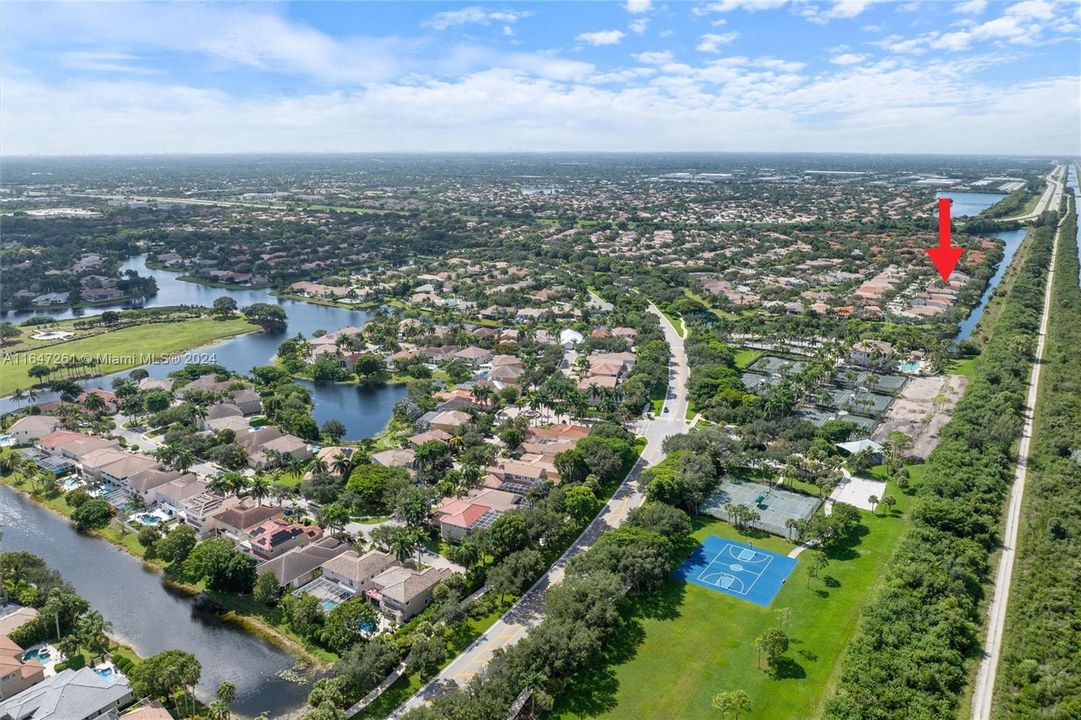 Active With Contract: $915,000 (5 beds, 3 baths, 3381 Square Feet)