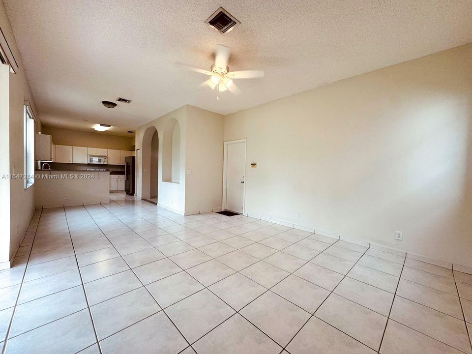 Active With Contract: $4,100 (4 beds, 2 baths, 2395 Square Feet)